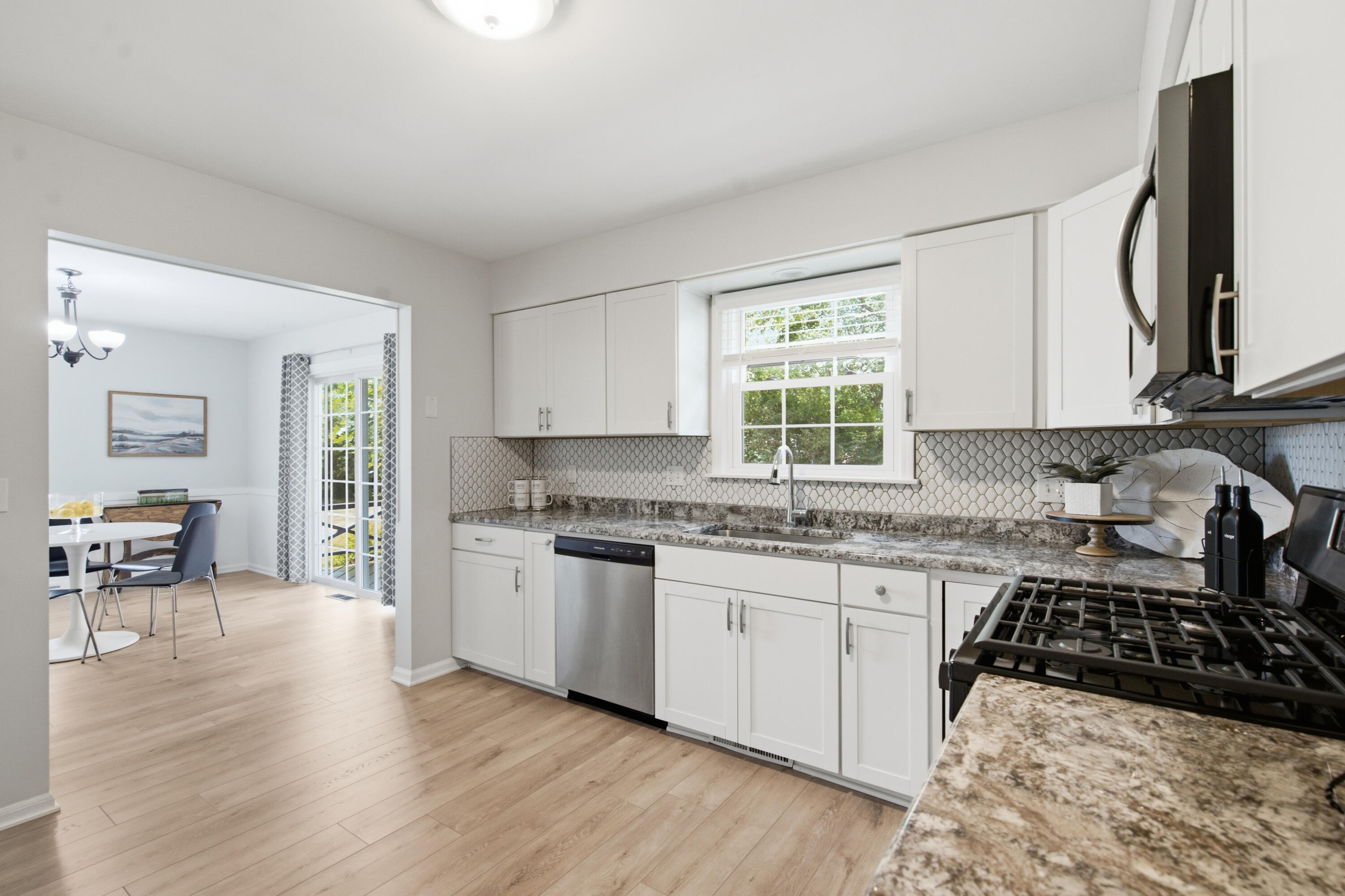 2524 Ridgefield Road