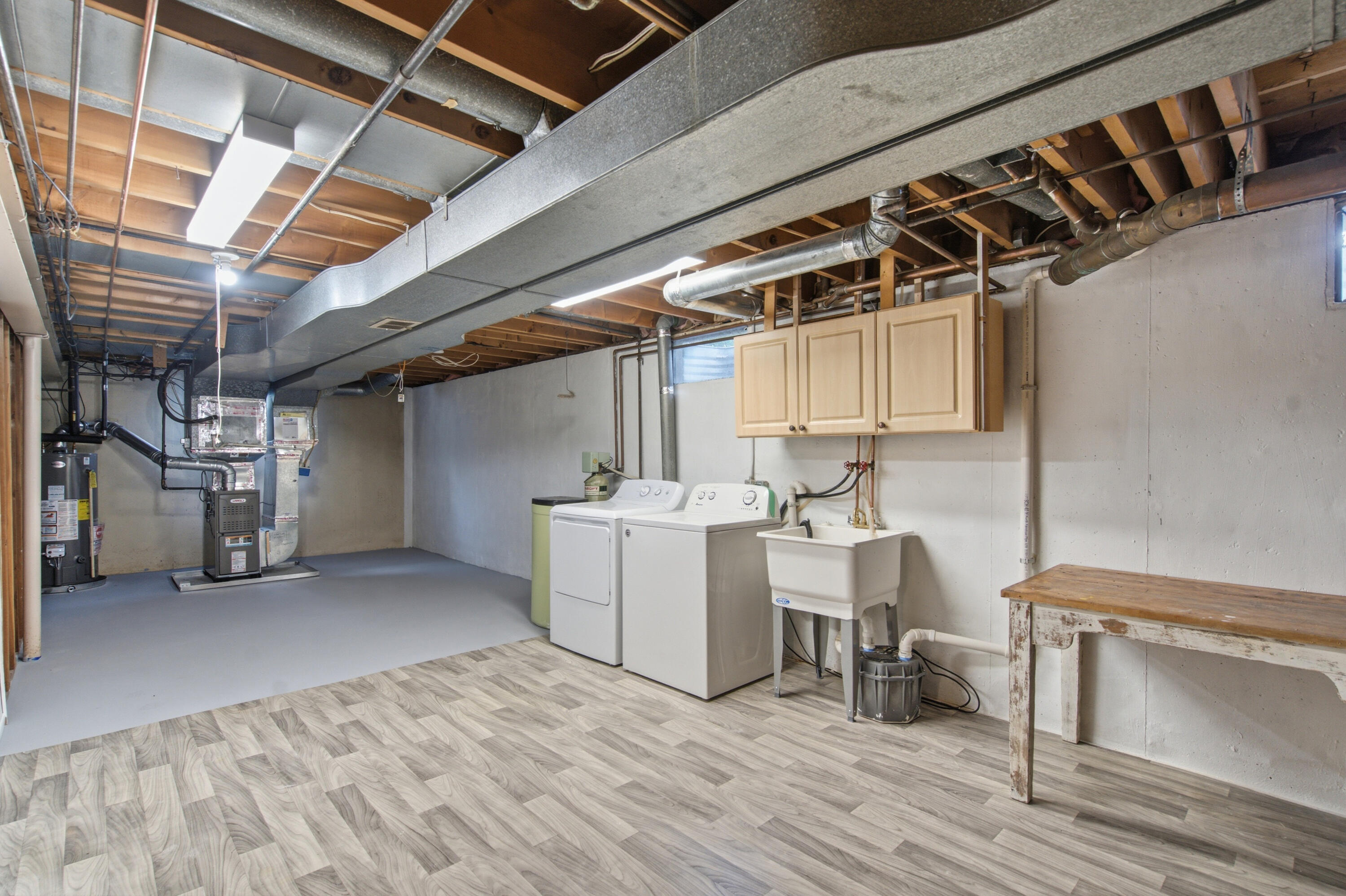 2524 Ridgefield Road