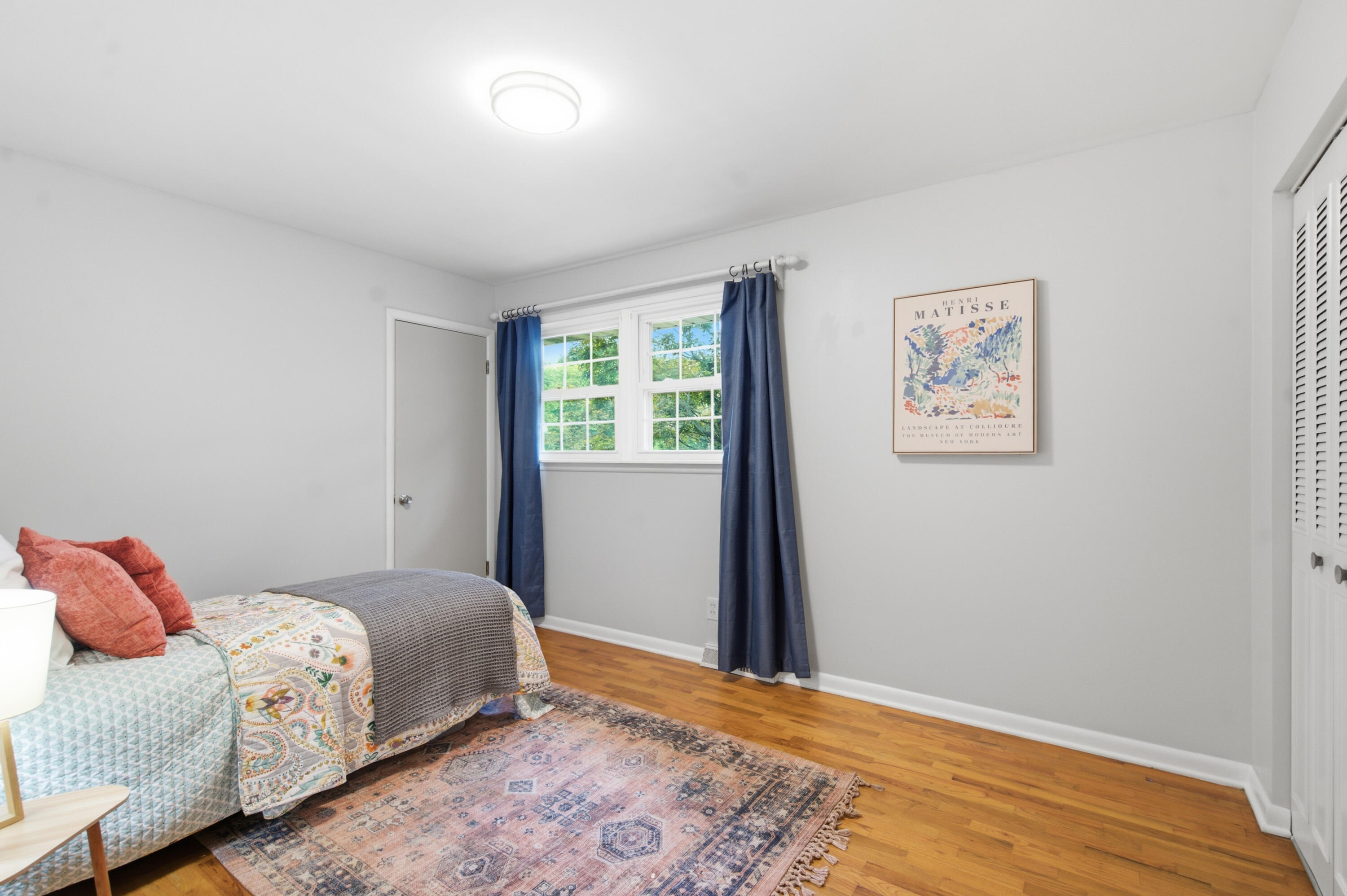 2524 Ridgefield Road