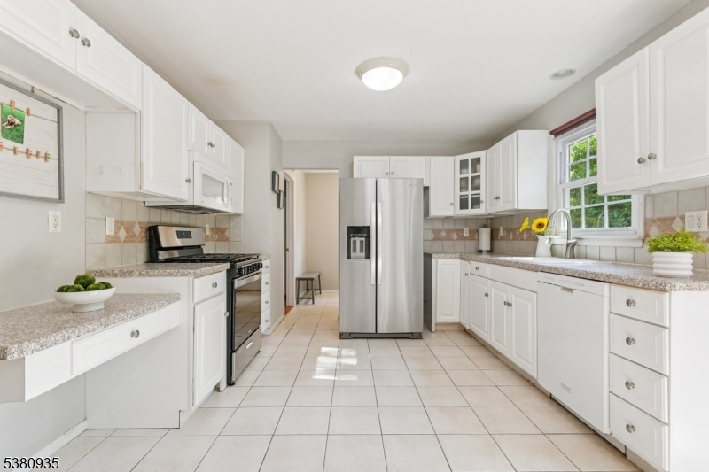 3 Branko Rd