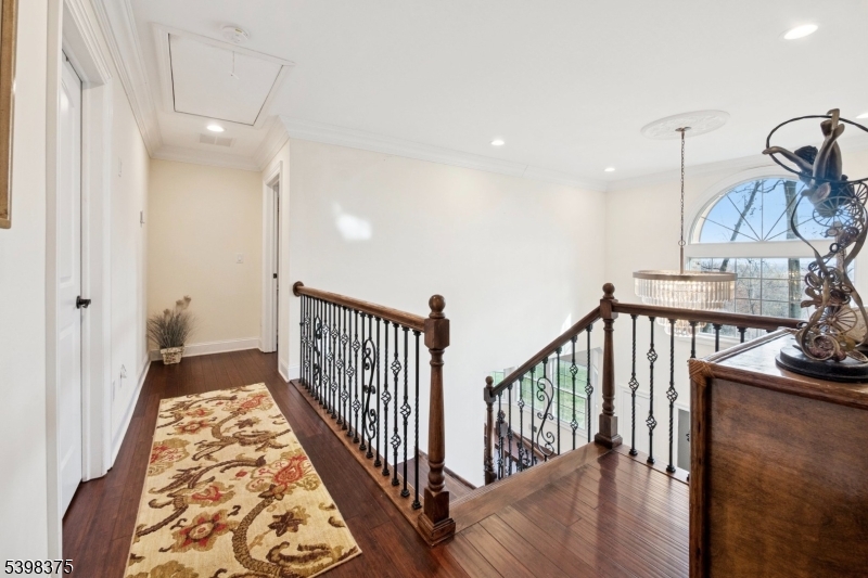 1121 N Washington Ave