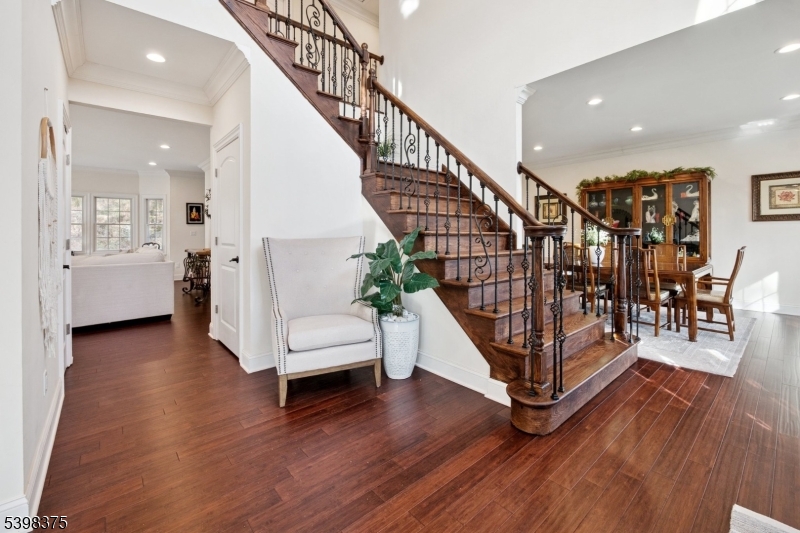 1121 N Washington Ave