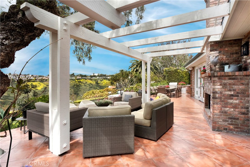 1888 Temple Hills Drive