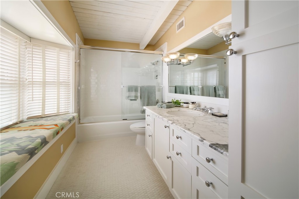 1888 Temple Hills Drive