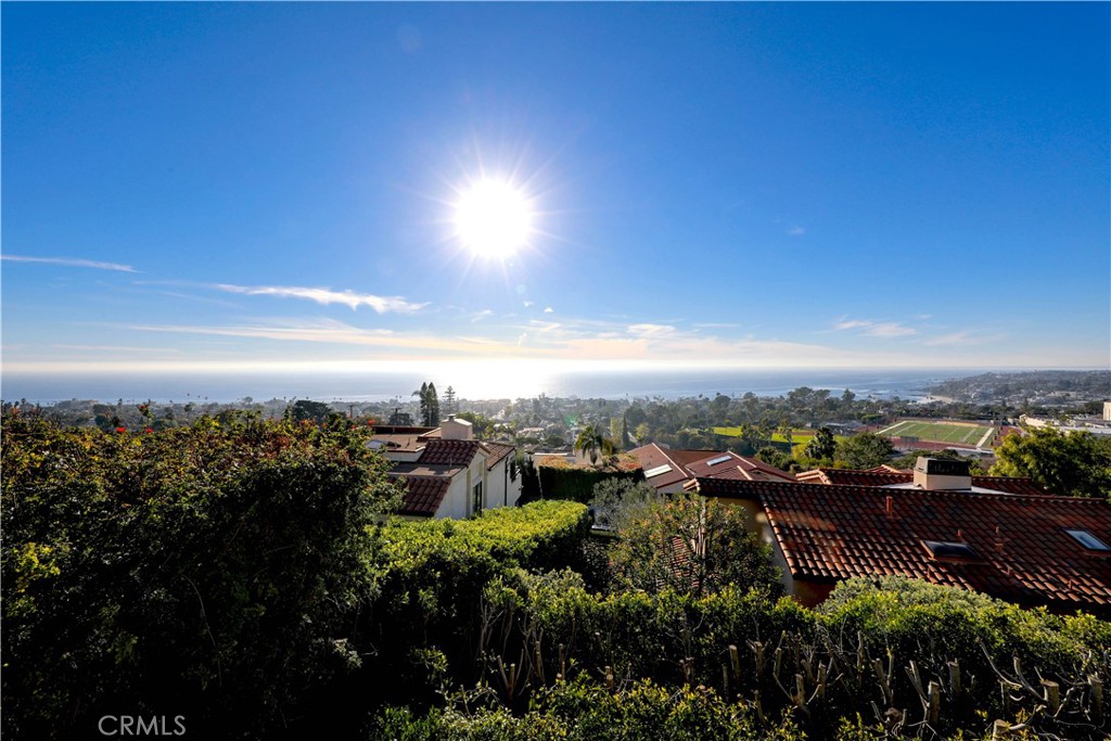 855 Coast View Drive