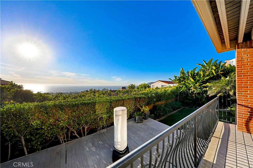 855 Coast View Drive