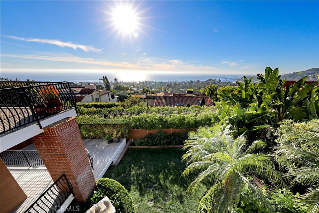 855 Coast View Drive