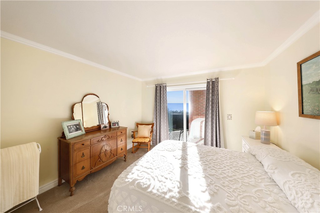 855 Coast View Drive