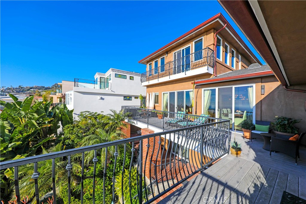 855 Coast View Drive