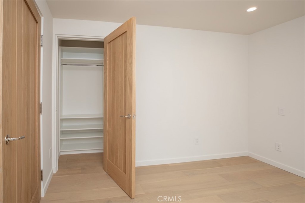 281 B Grandview Street