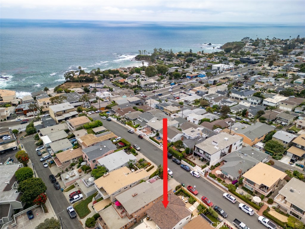 281 B Grandview Street