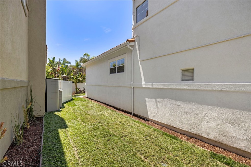 27884 Via De Costa