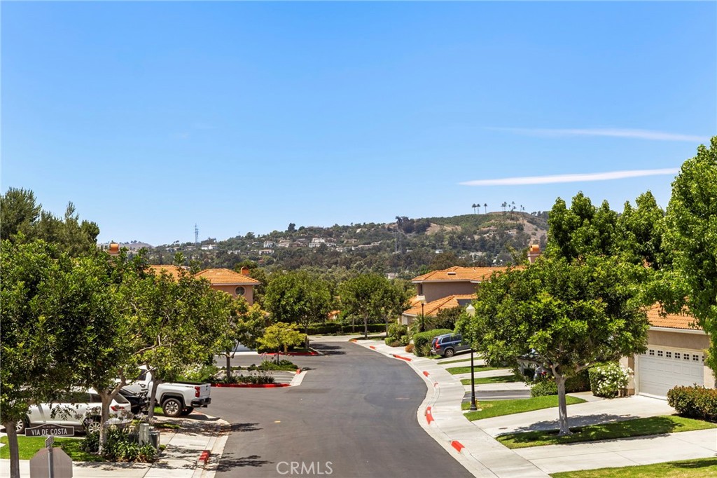27884 Via De Costa