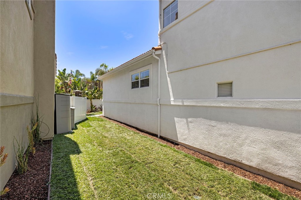 27884 Via De Costa