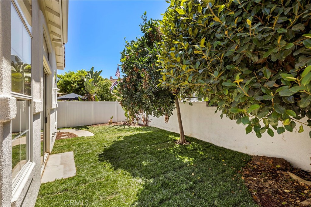 27884 Via De Costa