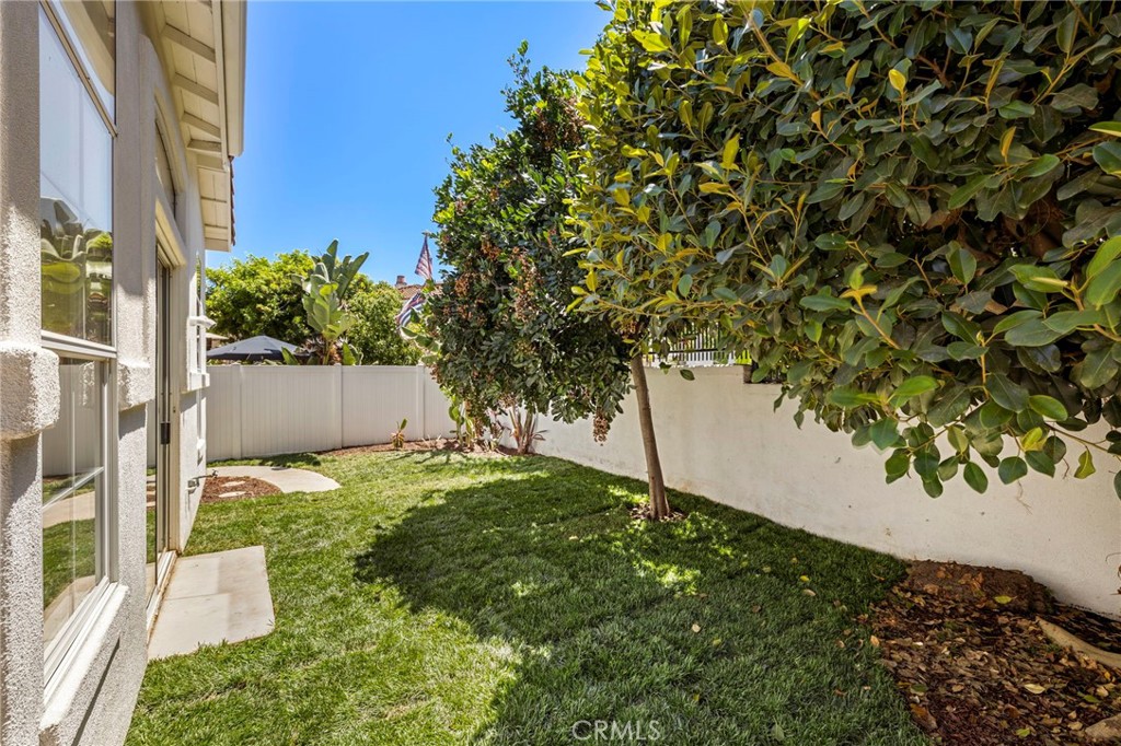 27884 Via De Costa