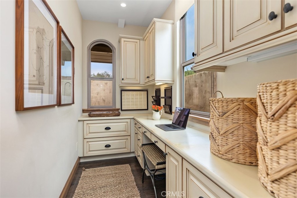 23731 Colima Bay