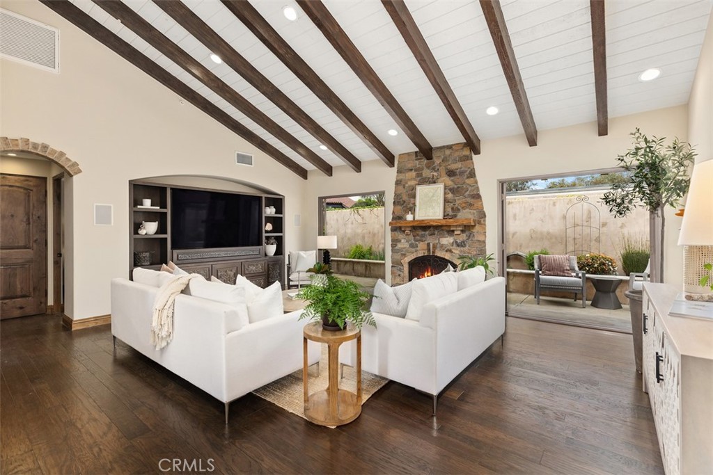 23731 Colima Bay