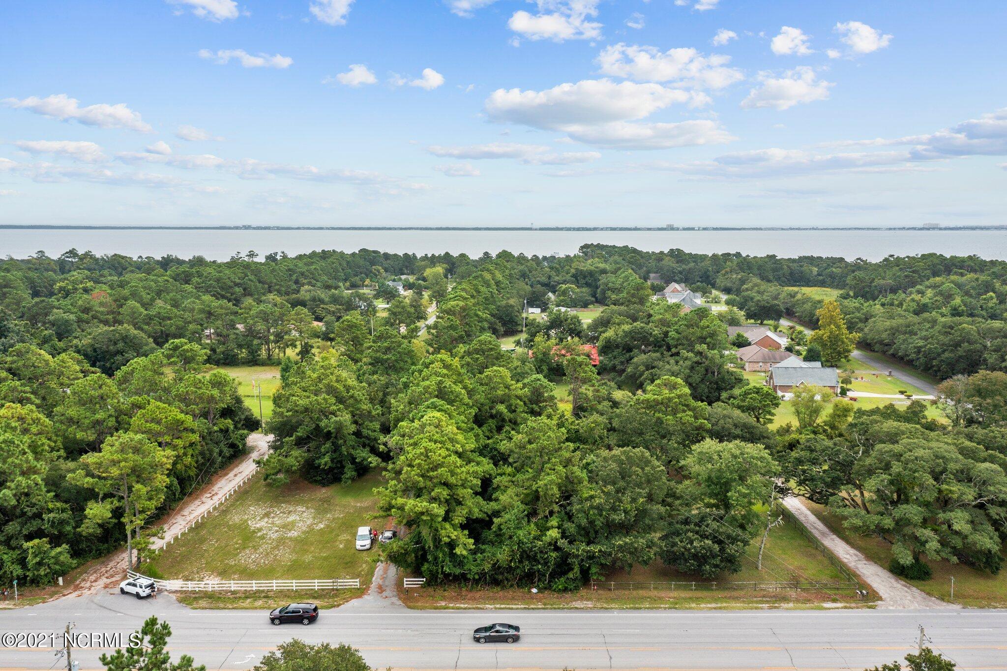 1523 Hwy 24