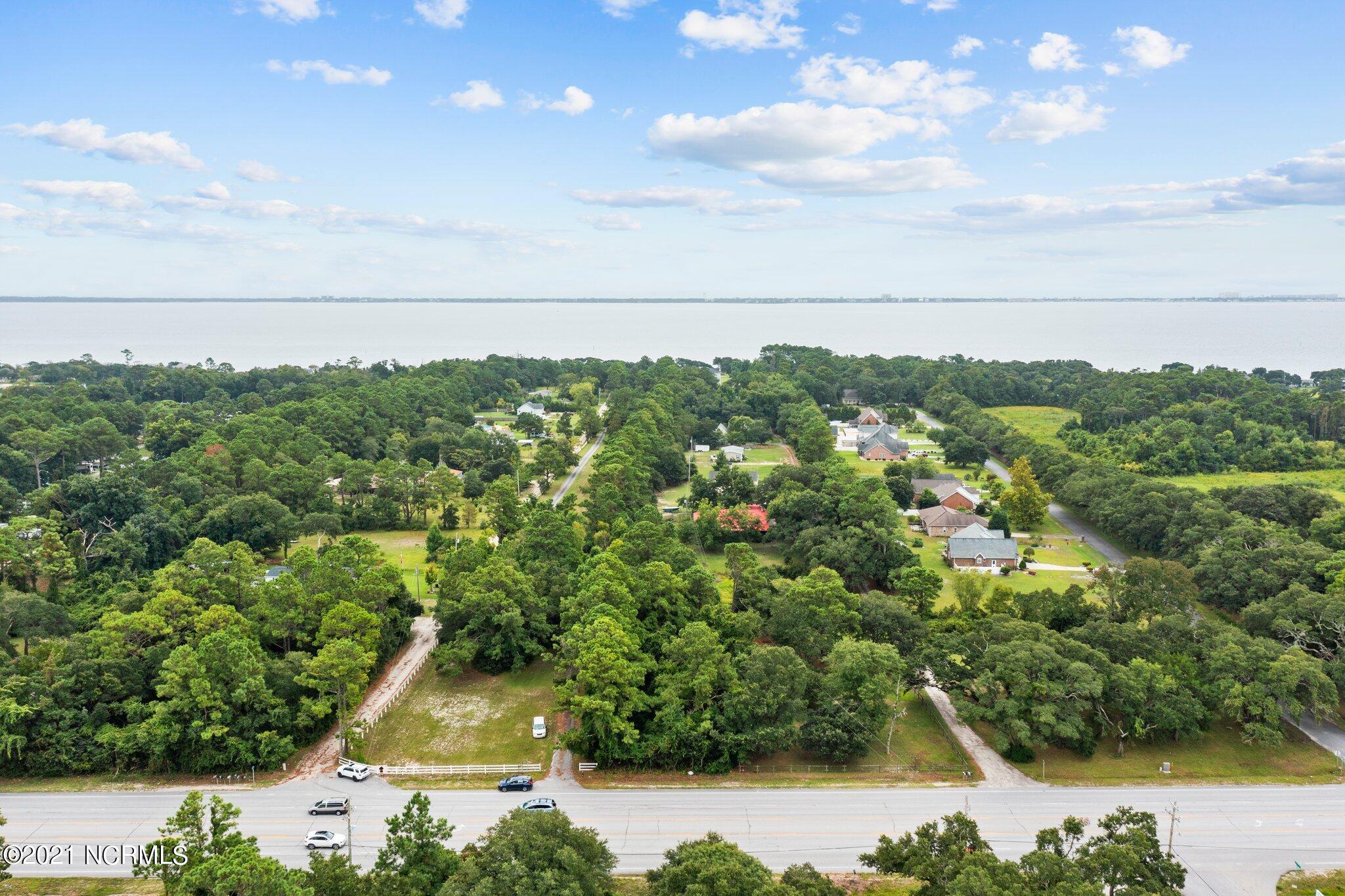 1523 Hwy 24