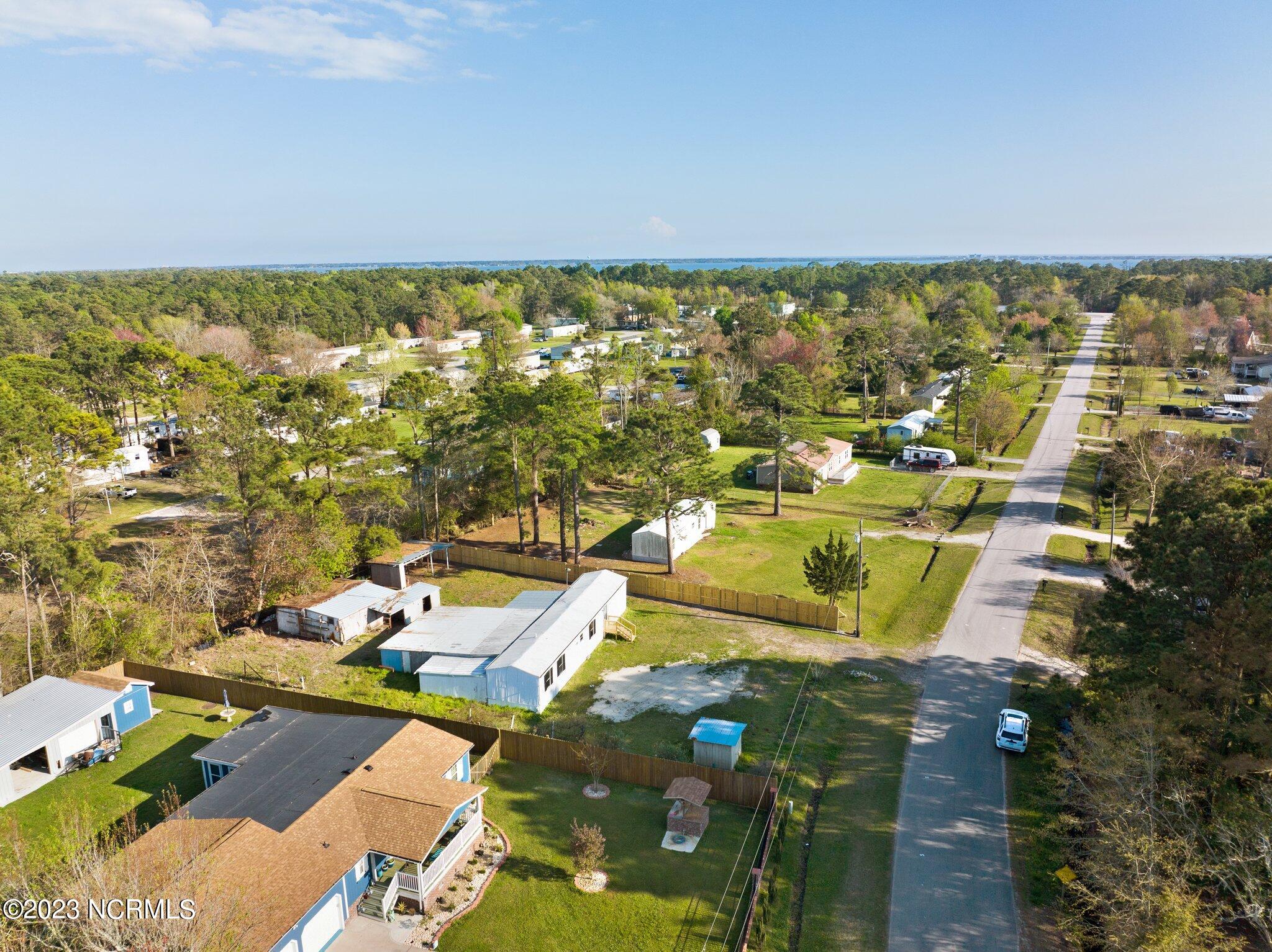 212 E Southwinds Drive