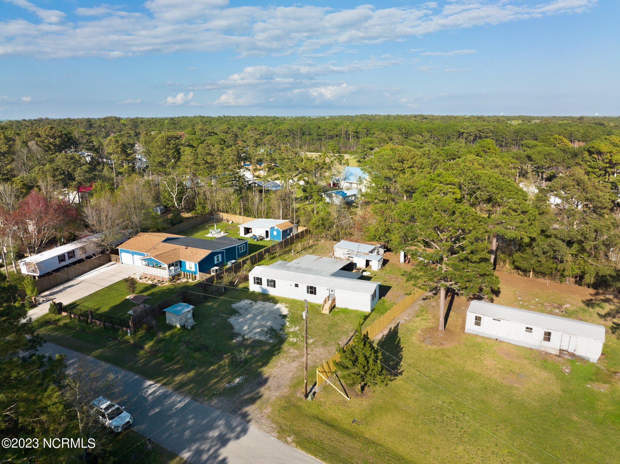 212 E Southwinds Drive