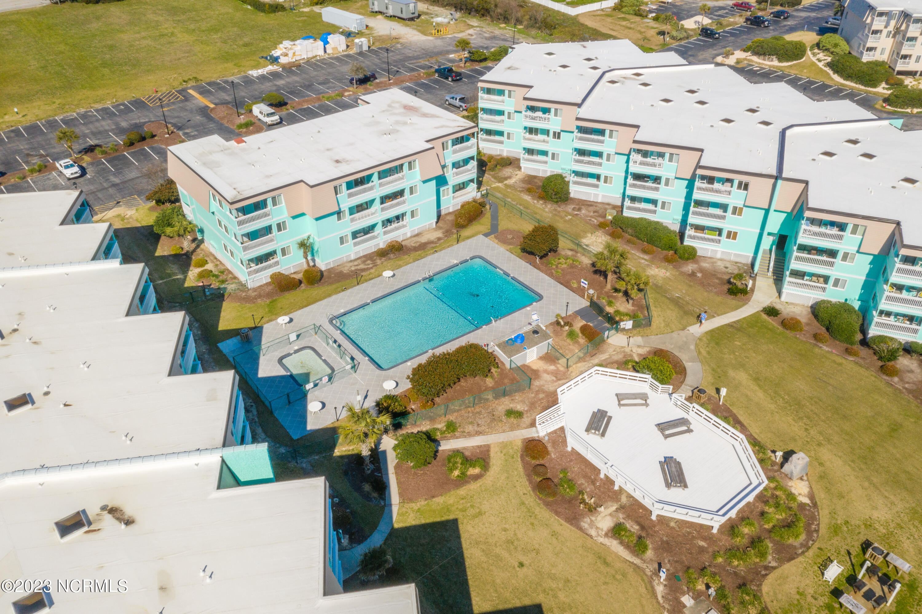 301 Commerce Way, 341