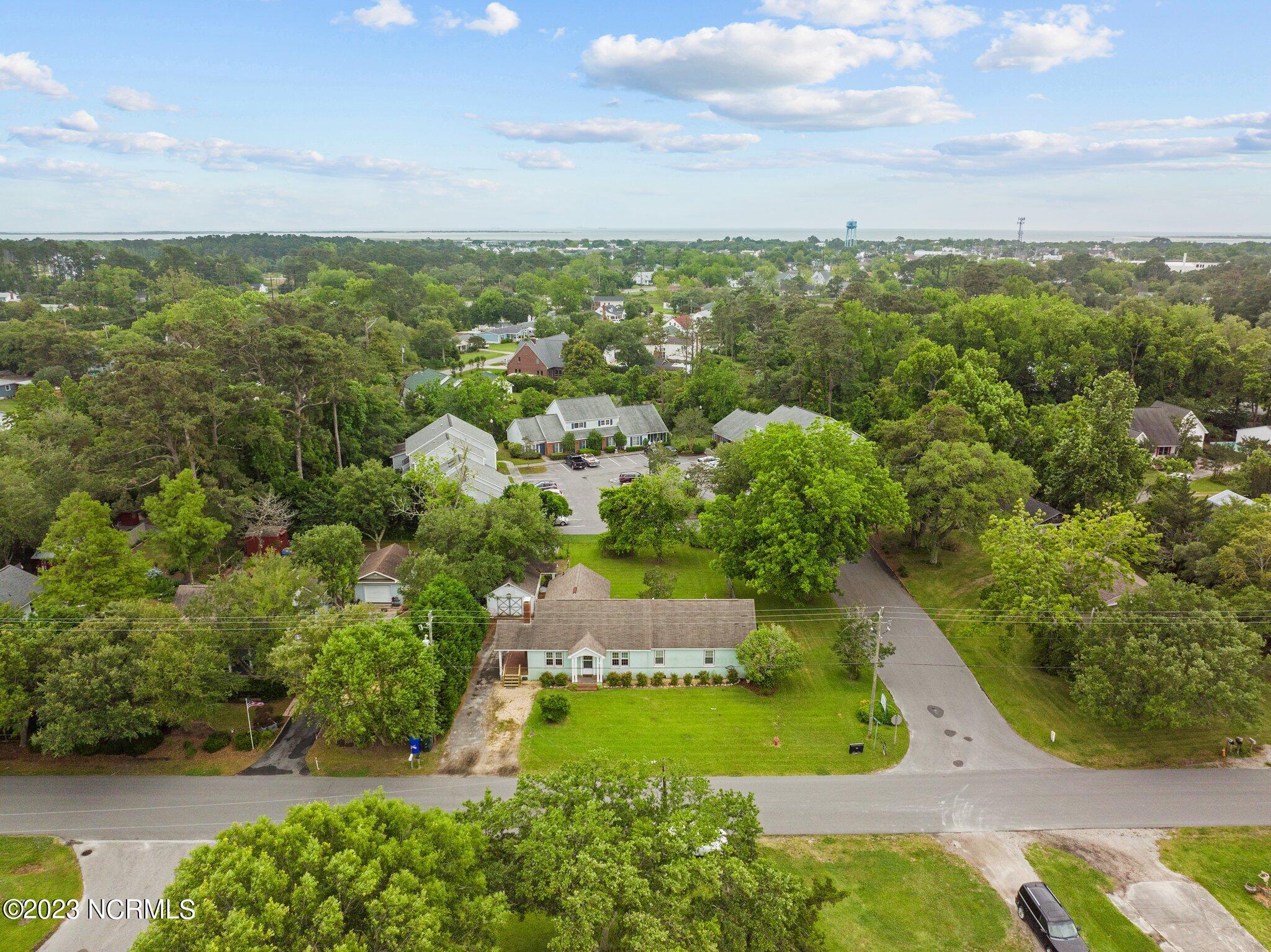 706 West Beaufort Road