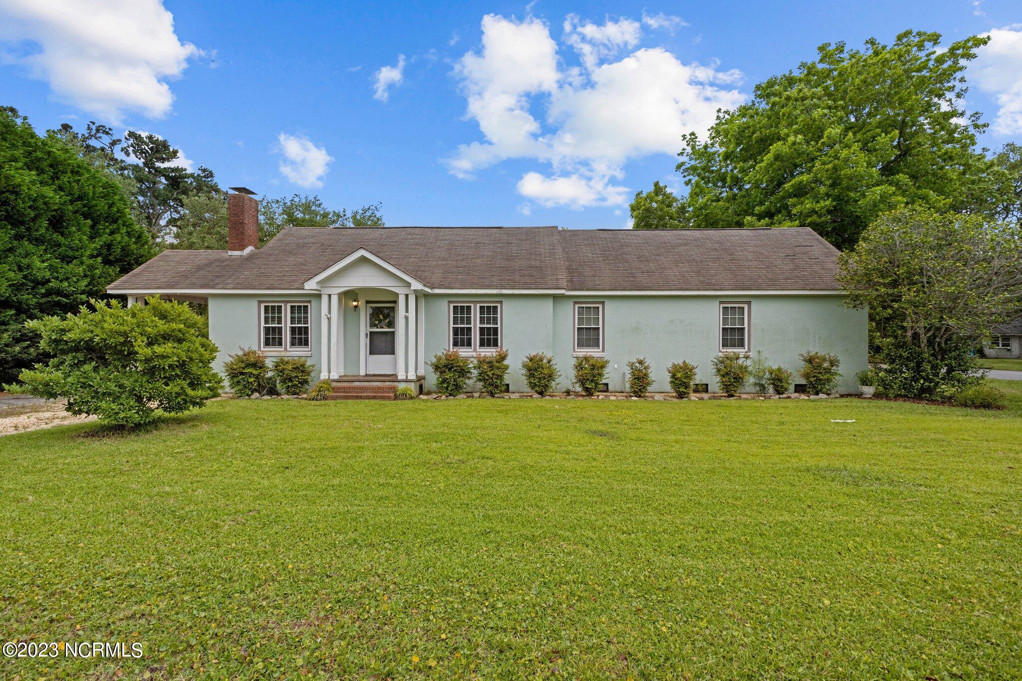 706 West Beaufort Road