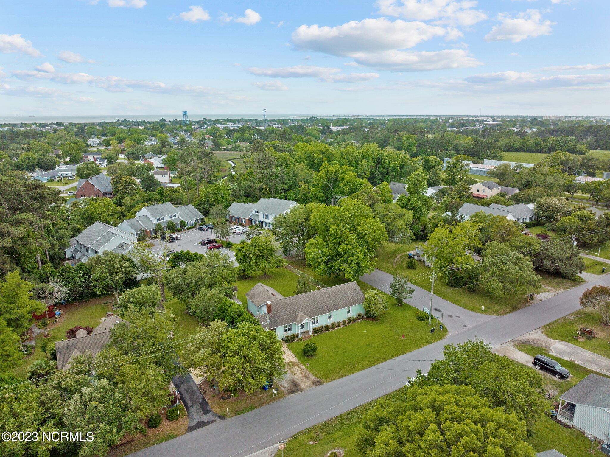 706 West Beaufort Road