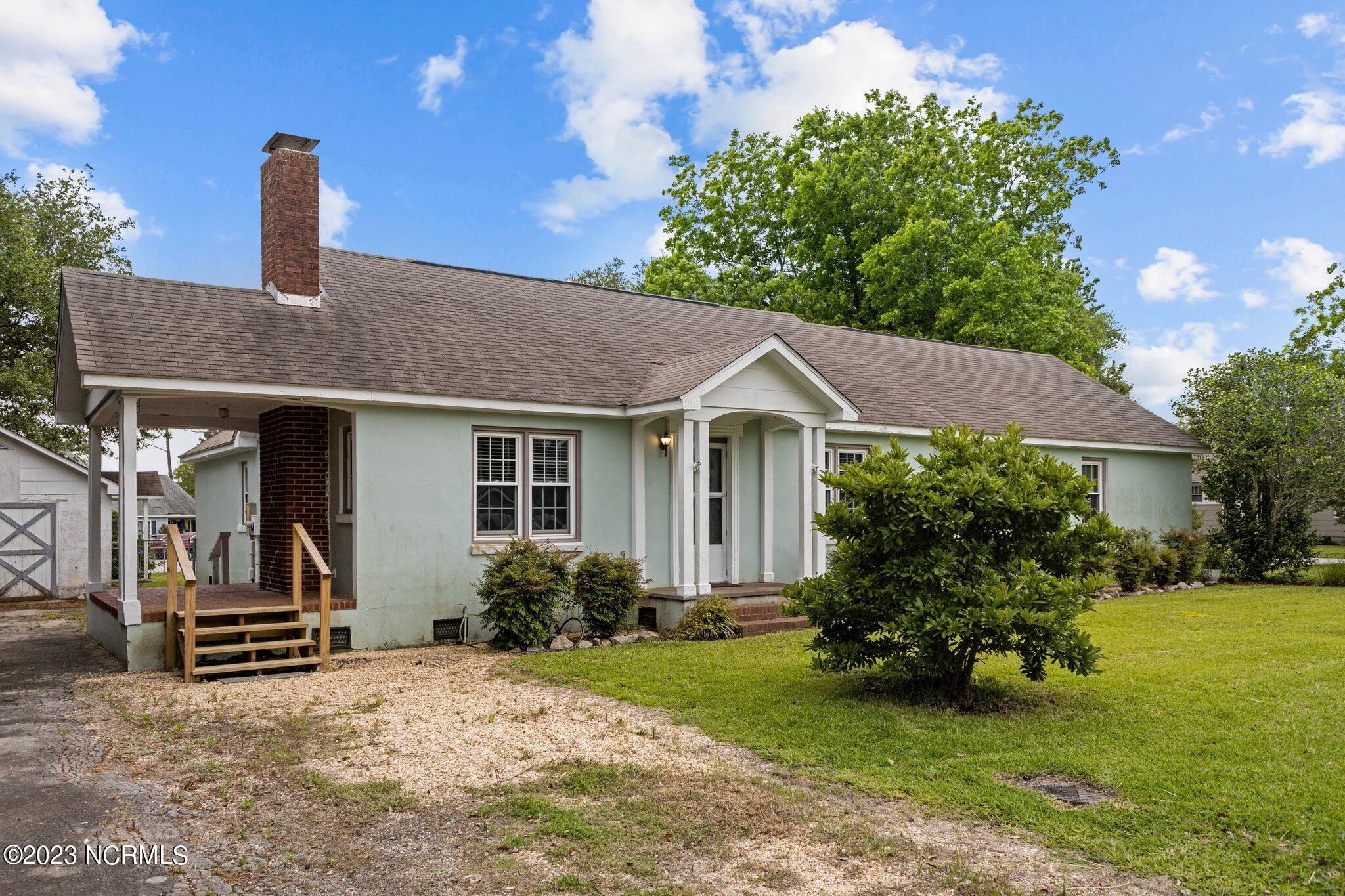 706 West Beaufort Road