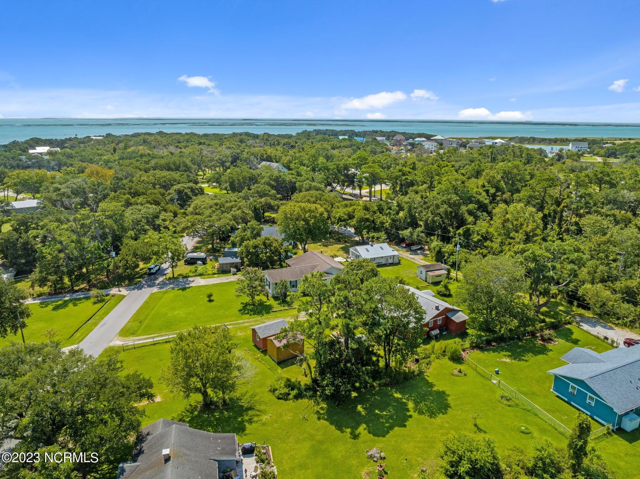 118 Lennoxville Point Road