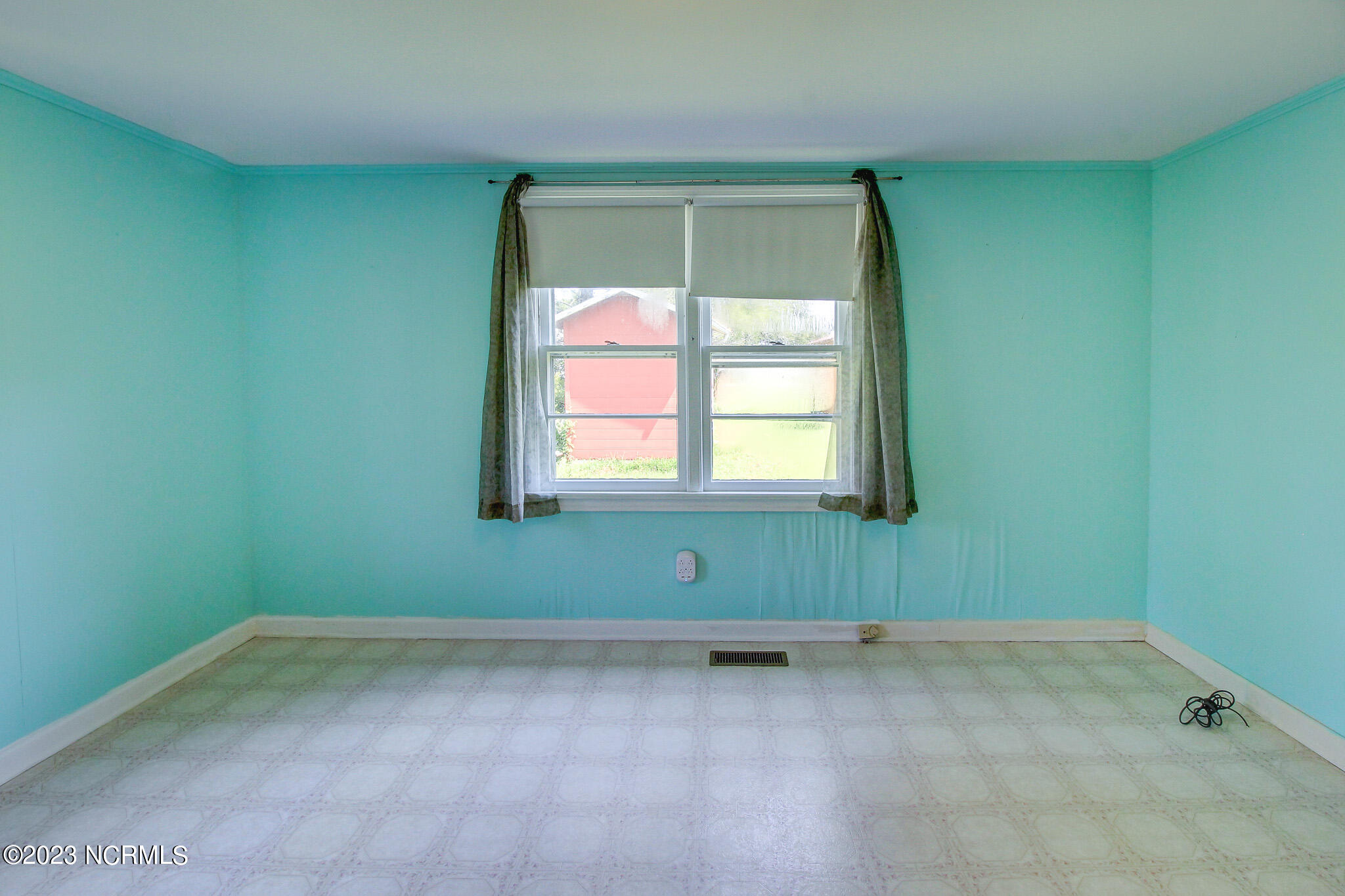 118 Lennoxville Point Road