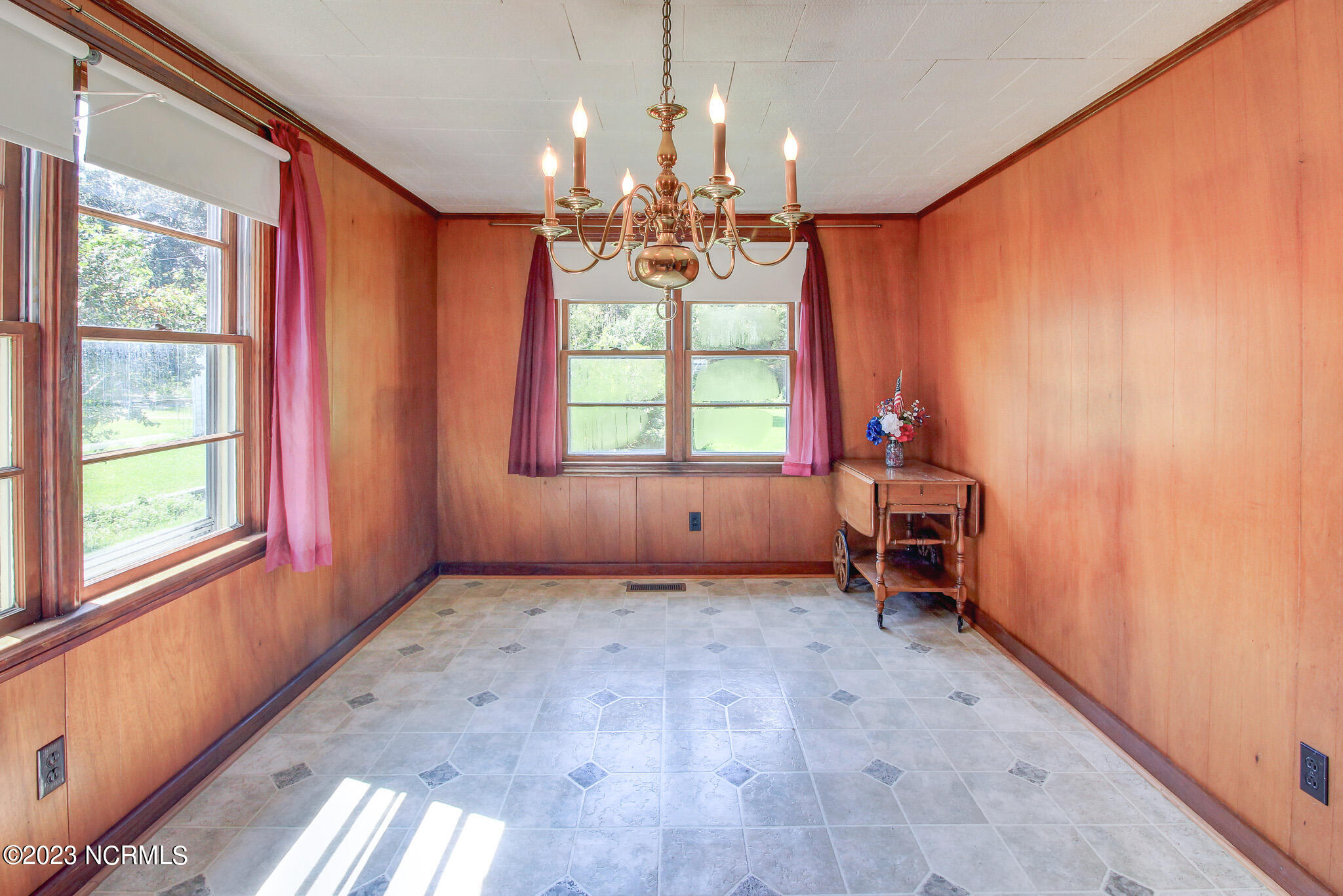 118 Lennoxville Point Road