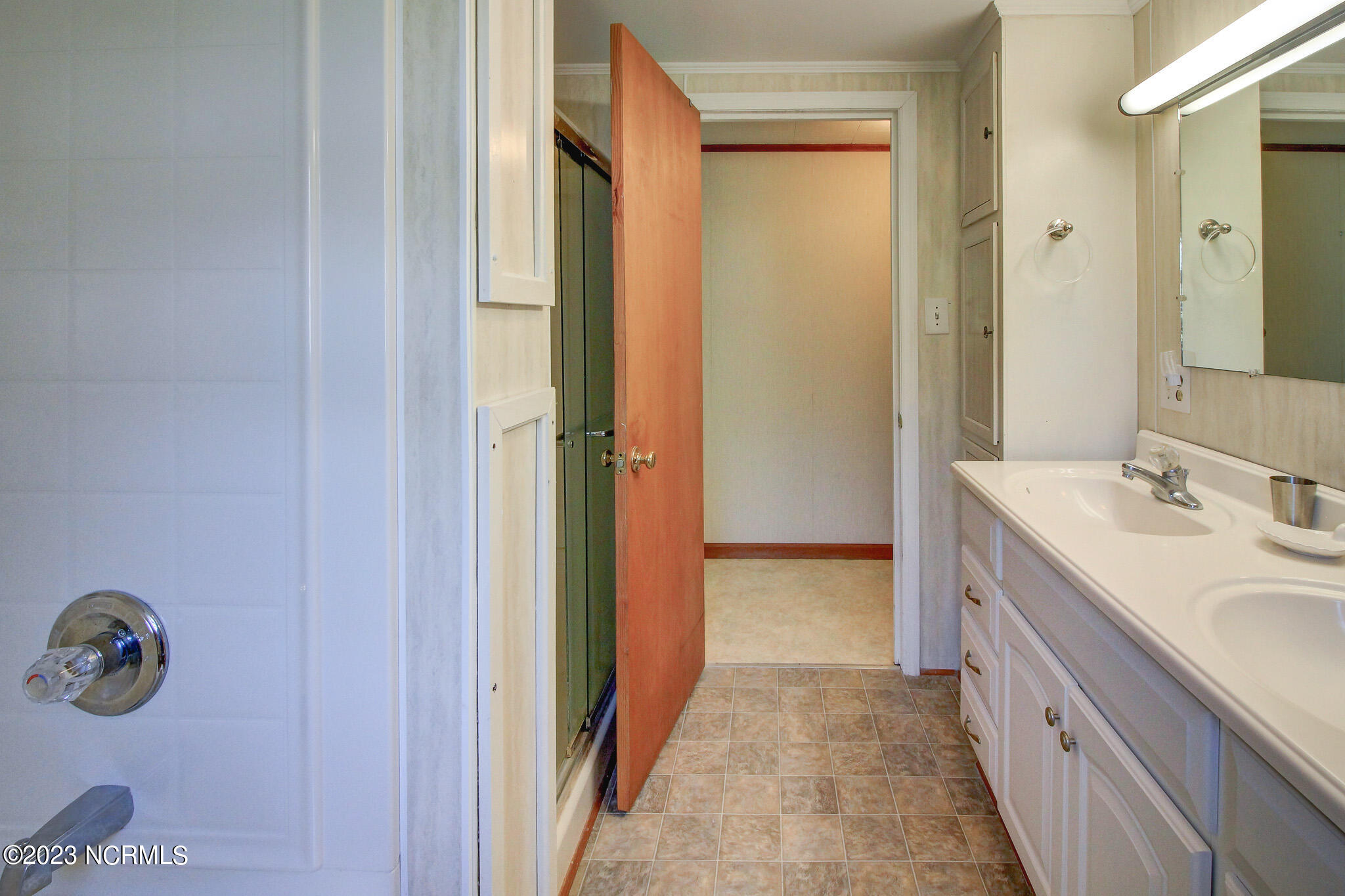 118 Lennoxville Point Road