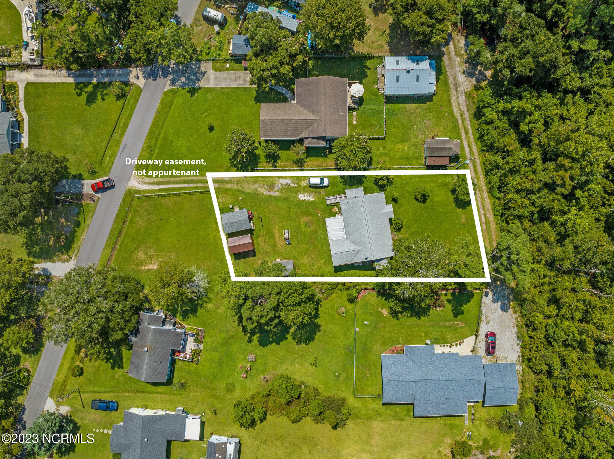 118 Lennoxville Point Road