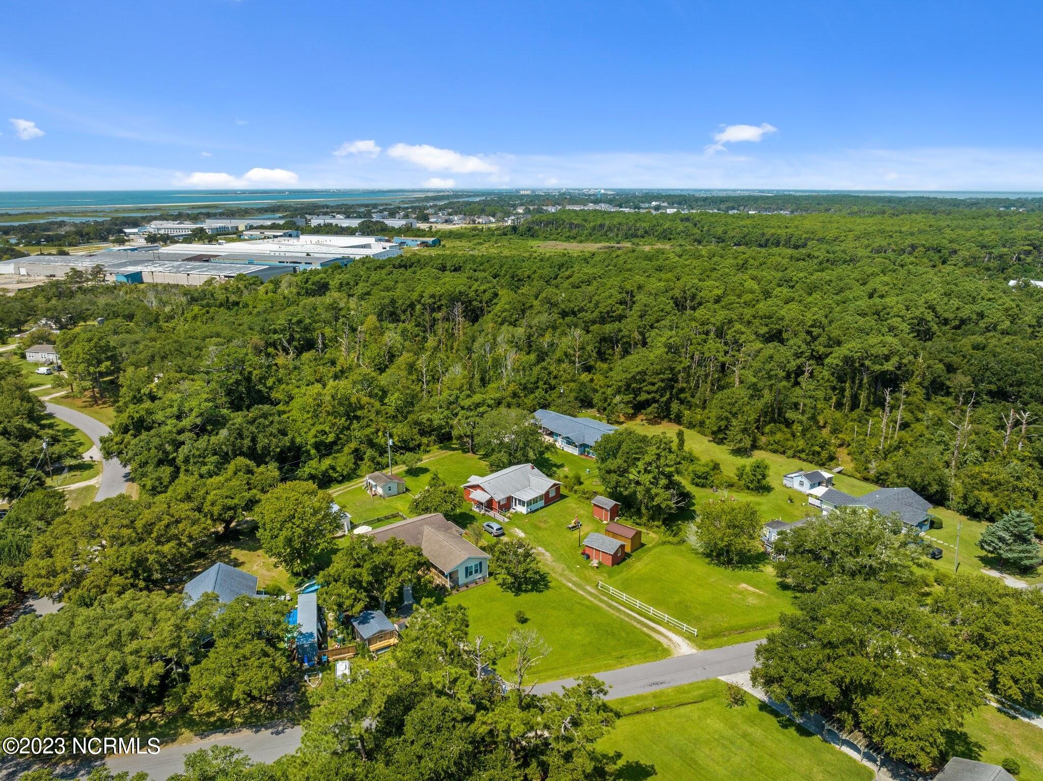 118 Lennoxville Point Road