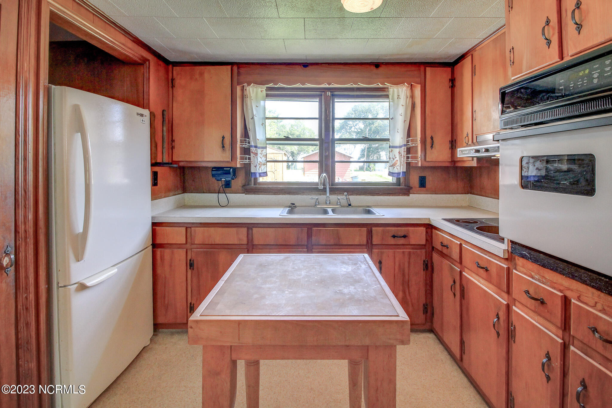 118 Lennoxville Point Road