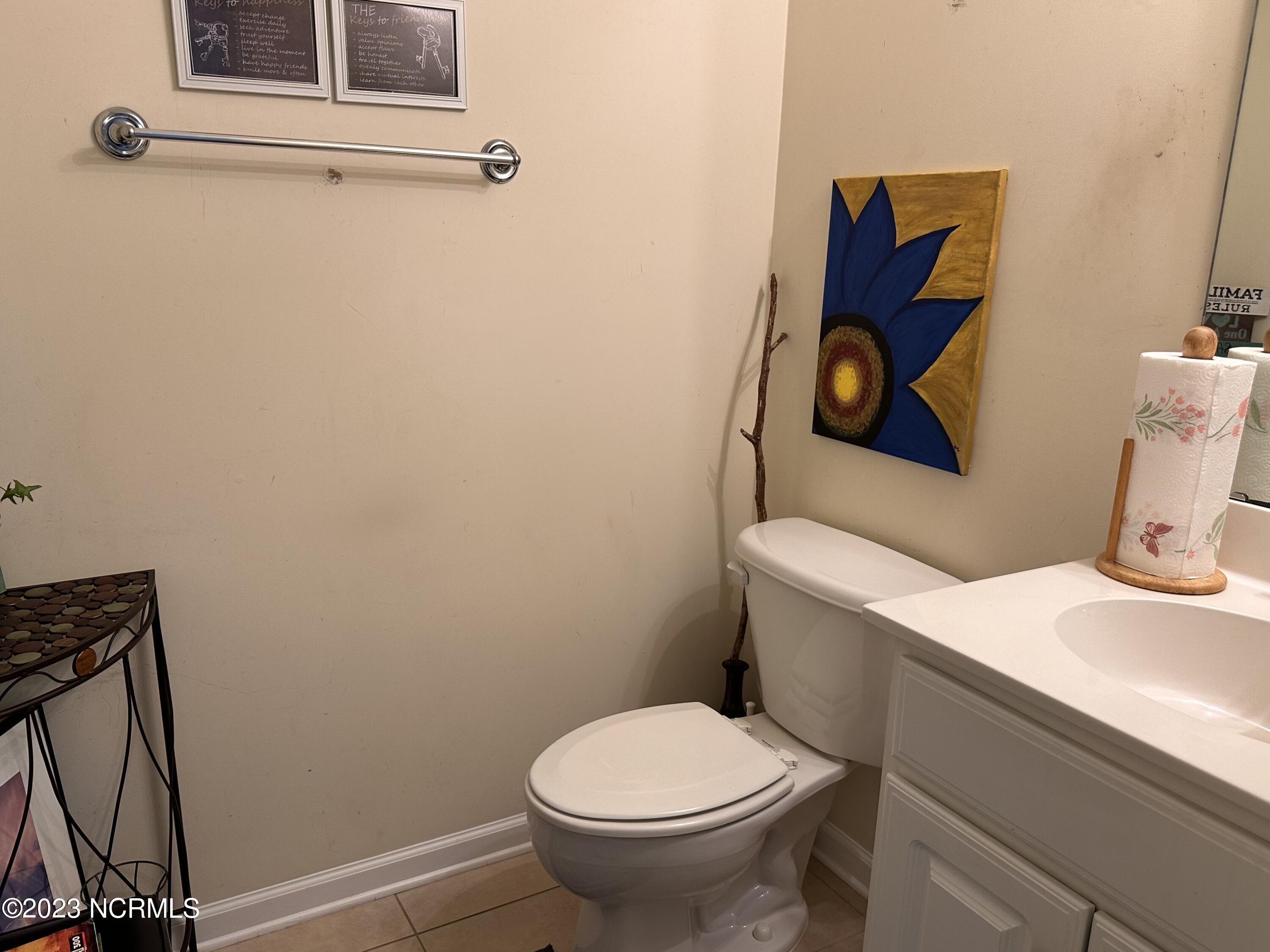 4011 Arendell Street, B