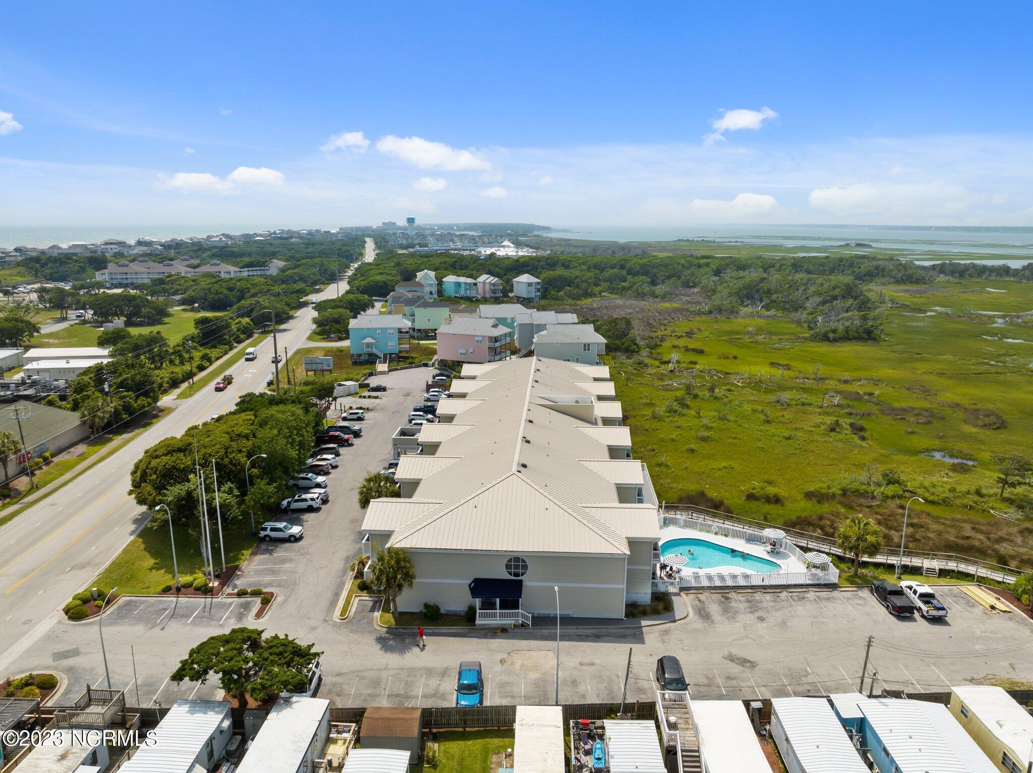 602 W Fort Macon Rd, 111