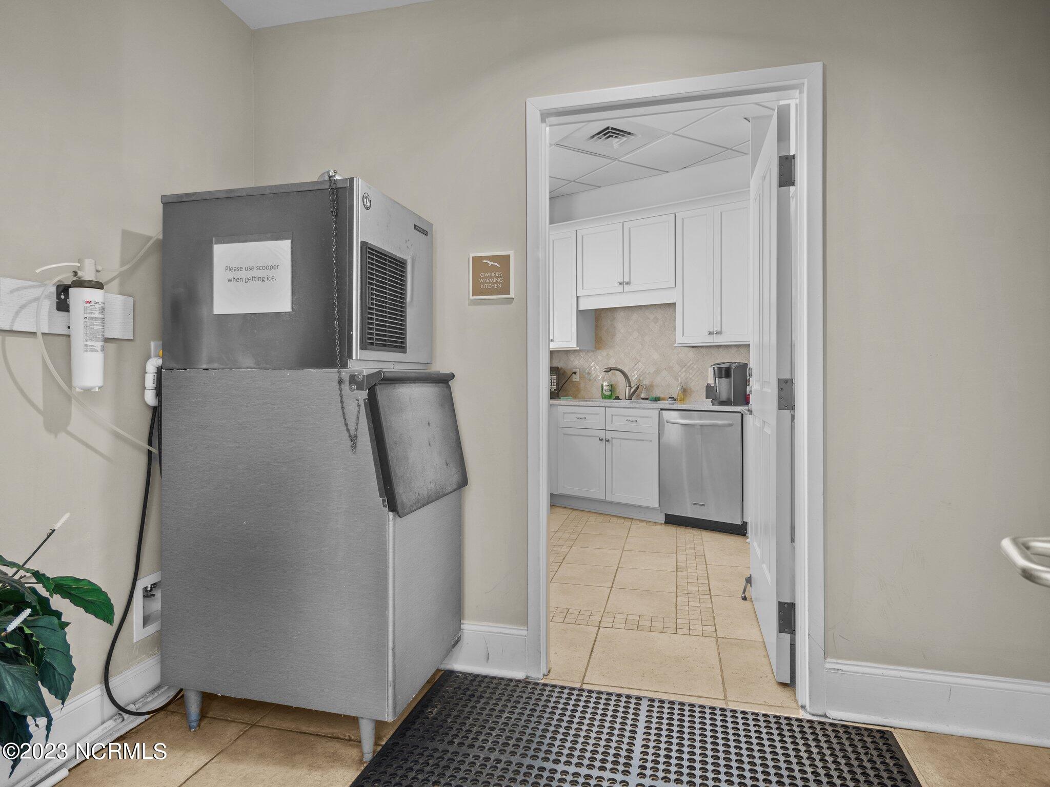 1435 Salter Path Road, K4