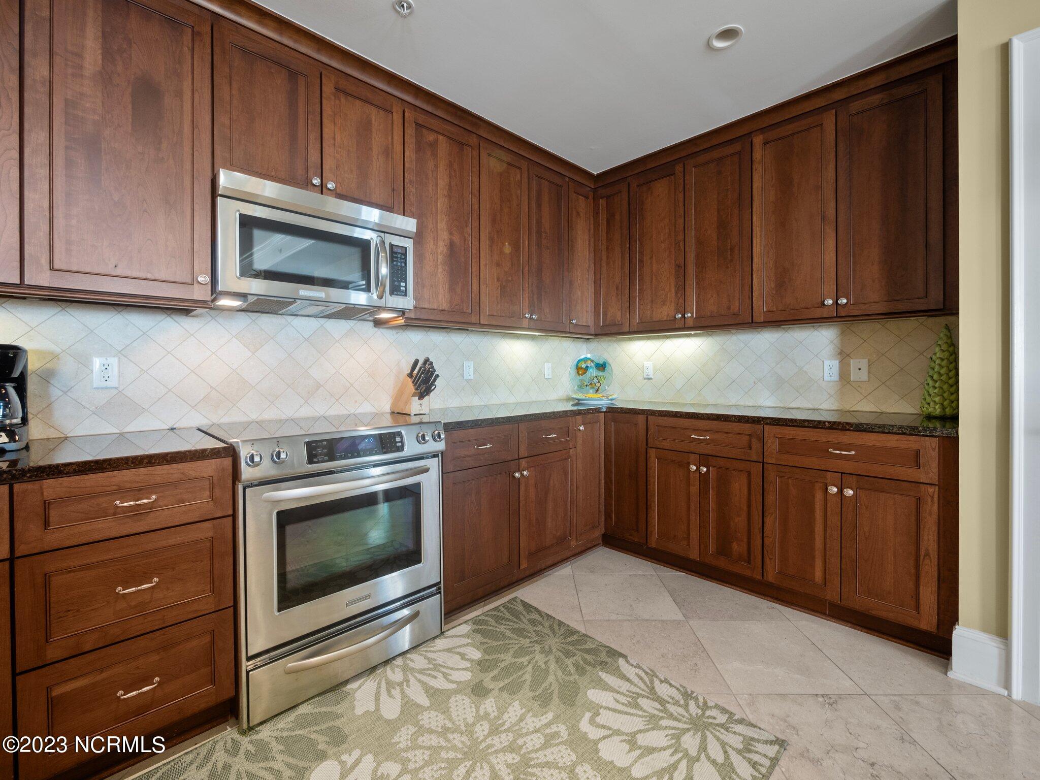 1435 Salter Path Road, K4