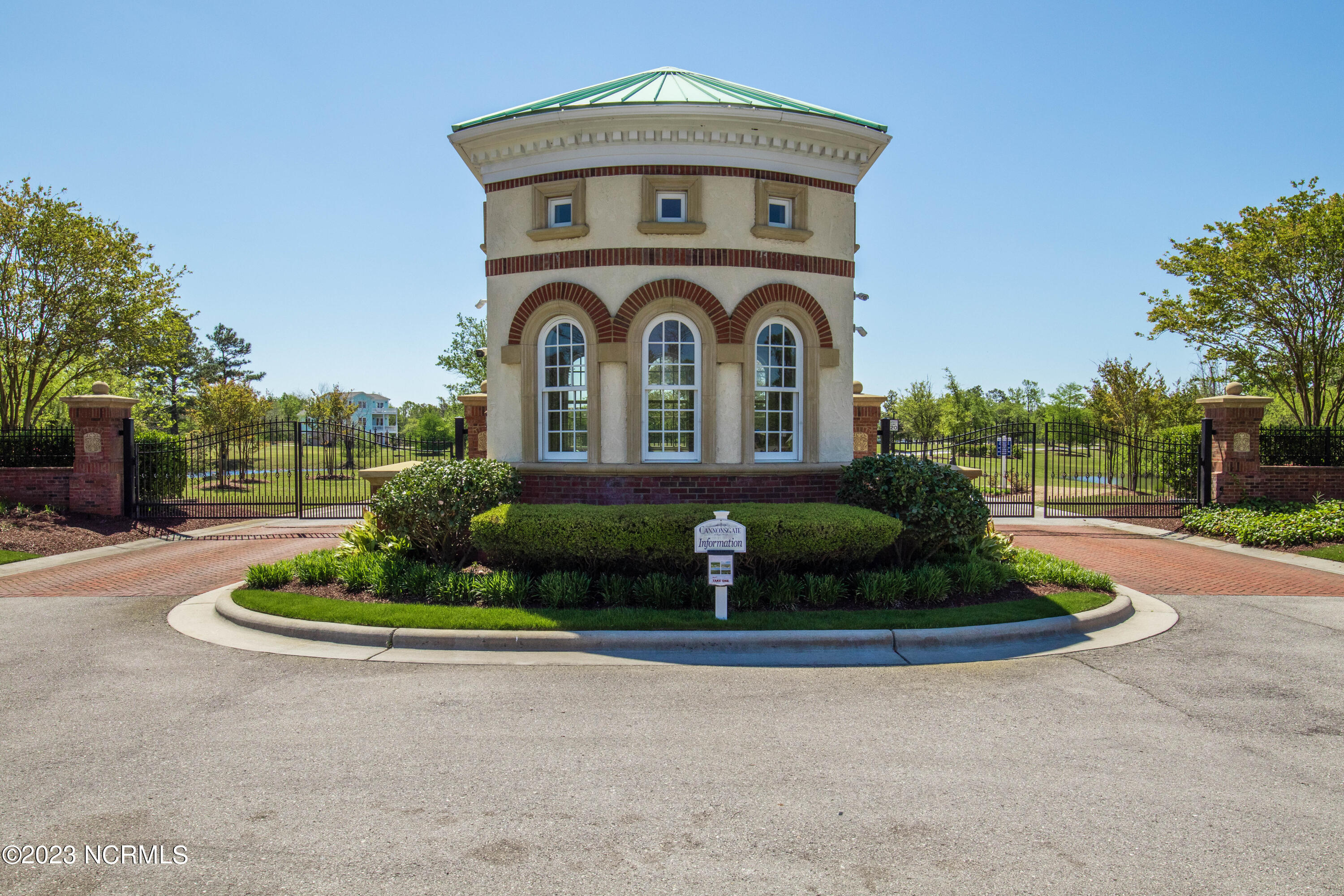 612 Cannonsgate Drive