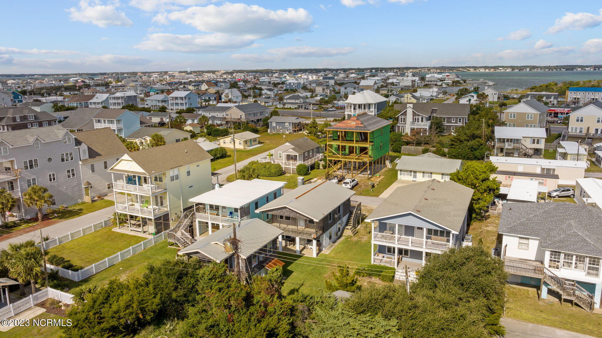 404 E Terminal Boulevard, 1f, 2f, 1b, 2b