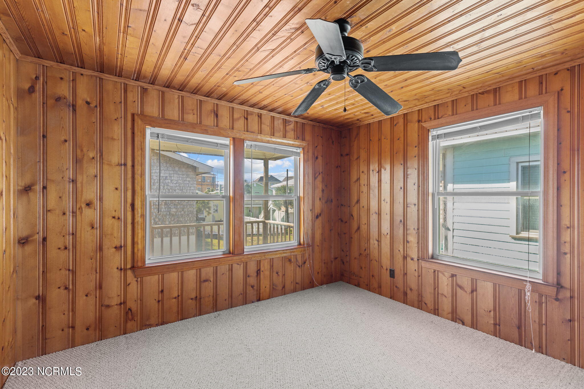 404 E Terminal Boulevard, 1f, 2f, 1b, 2b