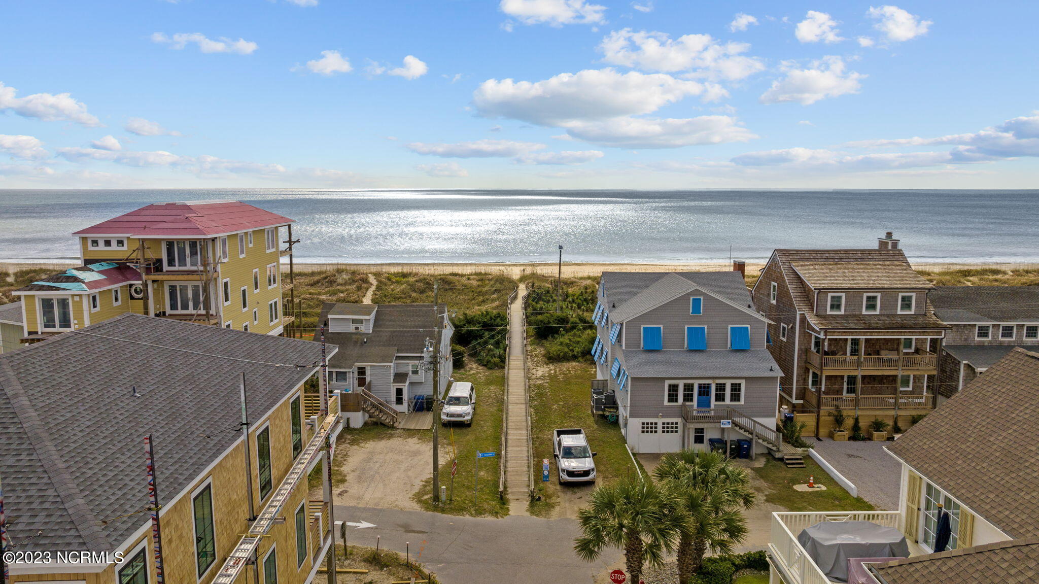 404 E Terminal Boulevard, 1f, 2f, 1b, 2b