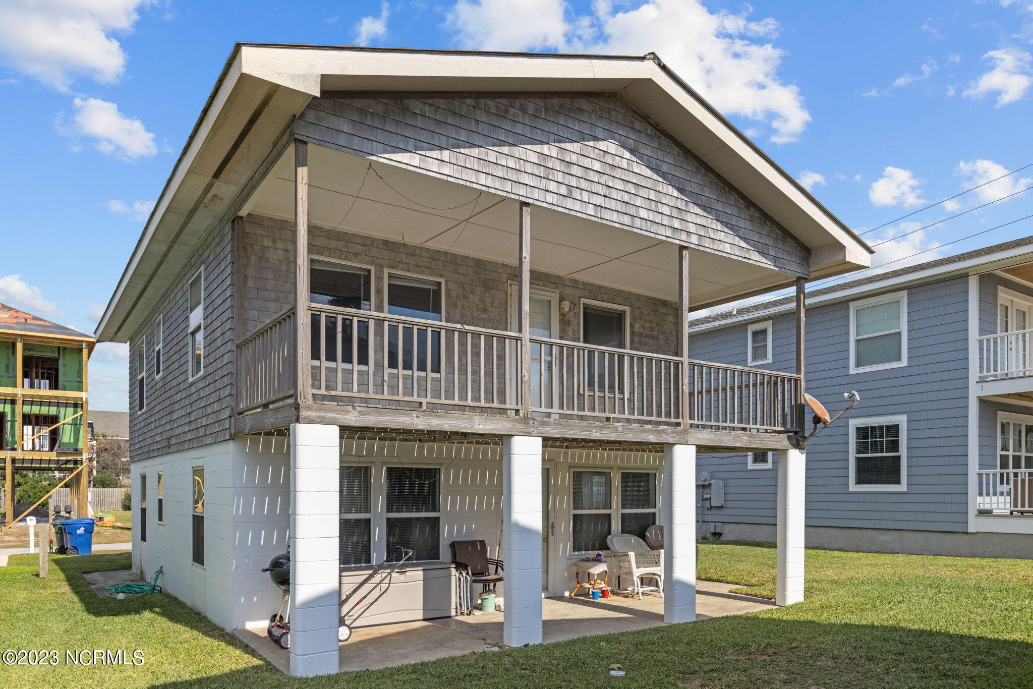 404 E Terminal Boulevard, 1f, 2f, 1b, 2b