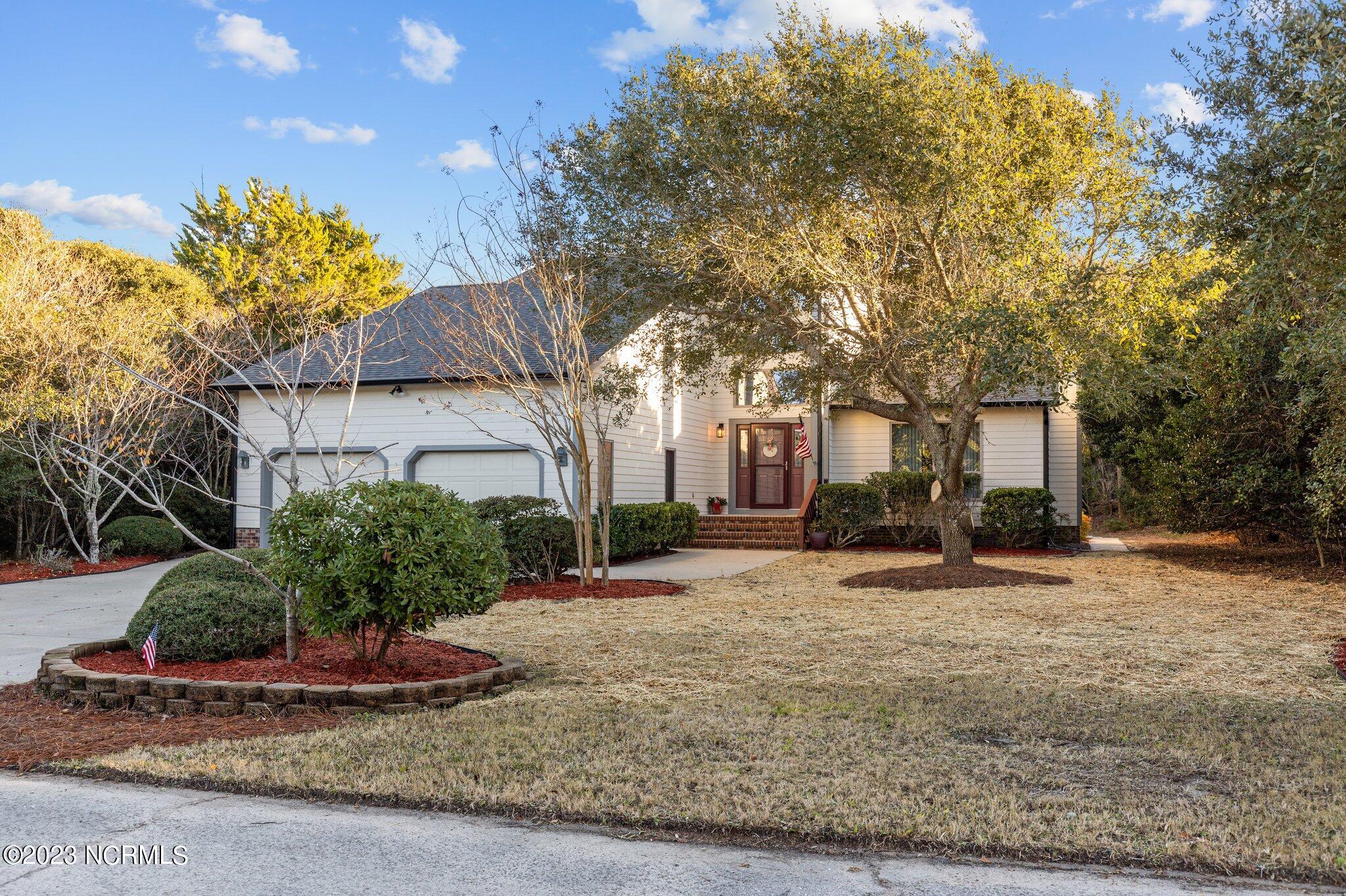 307 Pine Knoll Circle