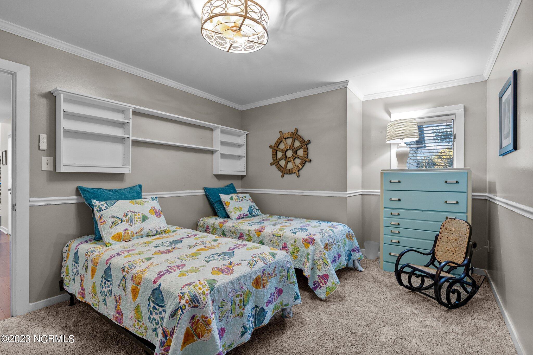 307 Pine Knoll Circle