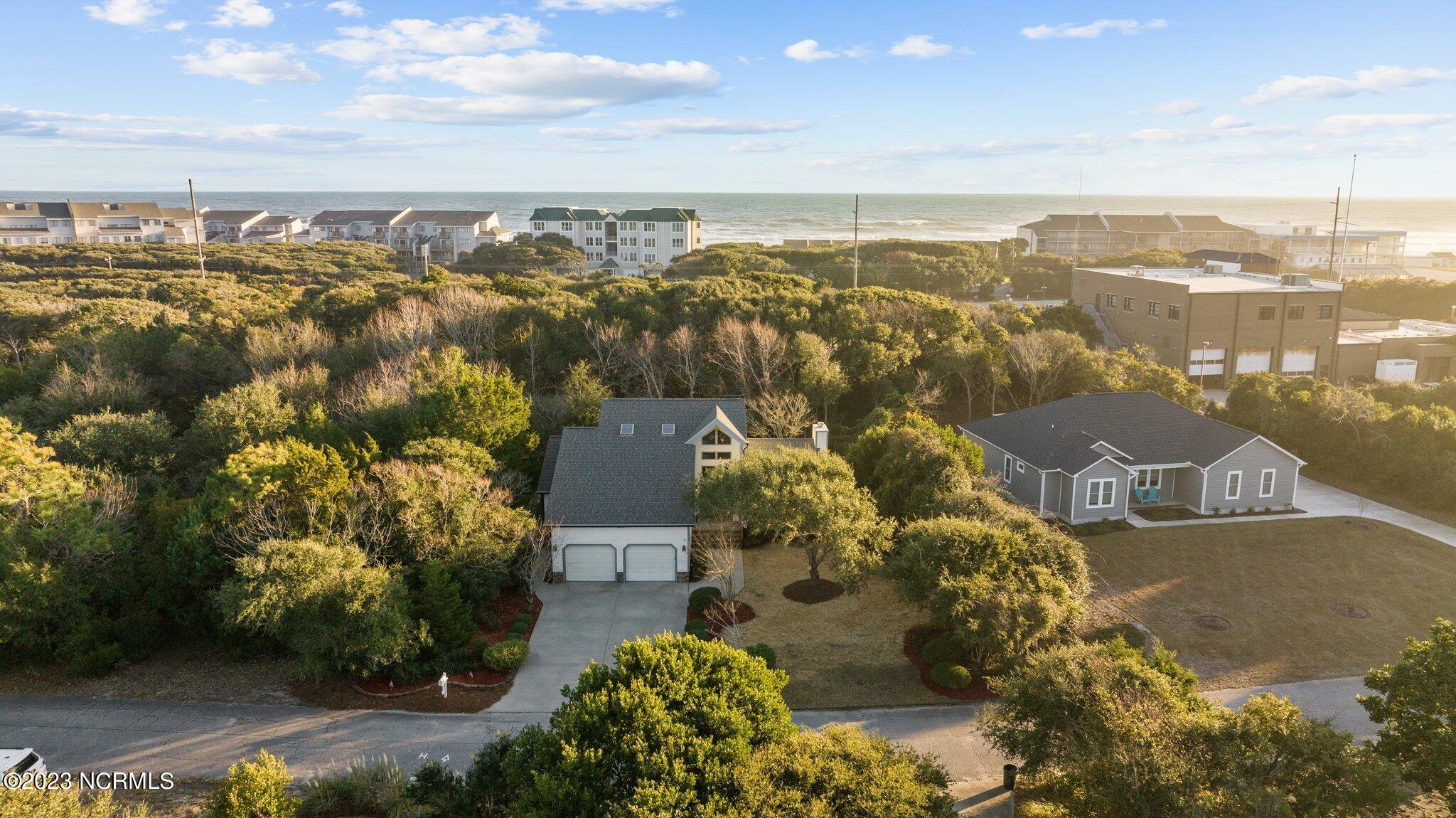 307 Pine Knoll Circle